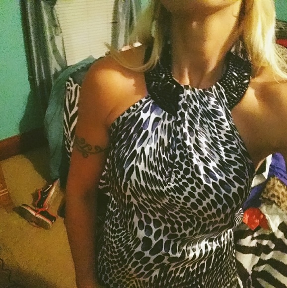 Black/white/purple halter top - Picture 3 of 7